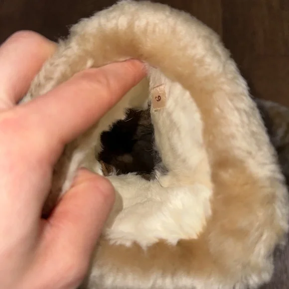 Vintage 60s 70s Dent's Leather Shearling Lined Fur Furry Tan Gloves Womens 6.5 - Picture 6 of 10